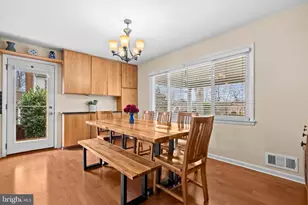 3819 Shelley Ln, Annandale, VA 22003 - Photo 13