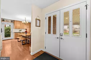 3819 Shelley Ln, Annandale, VA 22003 - Photo 7