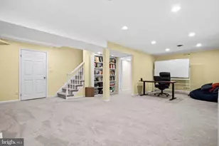 3819 Shelley Ln, Annandale, VA 22003 - Photo 31