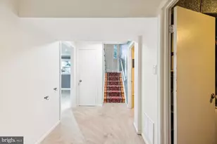 5635 Glenwood Dr, Alexandria, VA 22310 - Photo 17