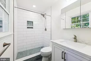 5635 Glenwood Dr, Alexandria, VA 22310 - Photo 11