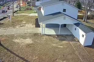 6815 Rolling Rd, Springfield, VA 22152 - Photo 9