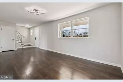 6815 Rolling Road, Springfield, VA 22152 - Photo 23