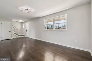 6815 Rolling Rd, Springfield, VA 22152 - Photo 23