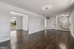 6815 Rolling Rd, Springfield, VA 22152 - Photo 25