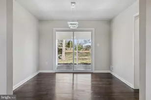 6815 Rolling Rd, Springfield, VA 22152 - Photo 29