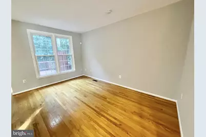 6252 Windham Hill Run, Alexandria, VA 22315 - Photo 7