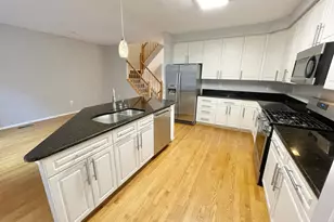 6252 Windham Hill Run, Alexandria, VA 22315 - Photo 3