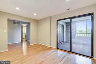 11500 Fairway Dr, Reston, VA 20190 - Photo 5