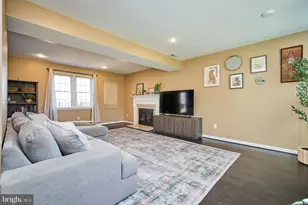 12827 Fantasia Dr, Herndon, VA 20170 - Photo 7