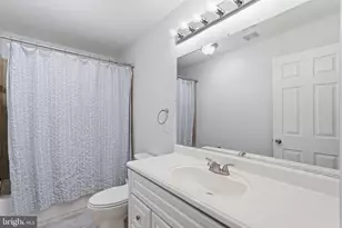 4037 Summer Hollow Ct, Chantilly, VA 20151 - Photo 27