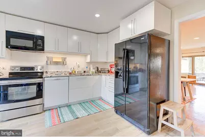 11621 Newbridge Court, Reston, VA 20191 - Photo 19