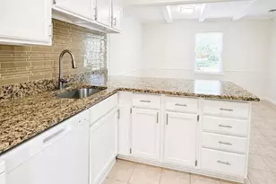 14459 Cool Oak Ln, Centreville, VA 20121 - Photo 9