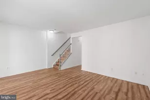 2372 Woodland Pond Ln, Herndon, VA 20171 - Photo 15