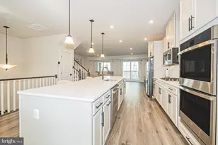 14564 George Carter Way, Chantilly, VA 20151 - Photo 9