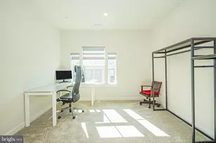 14564 George Carter Way, Chantilly, VA 20151 - Photo 17