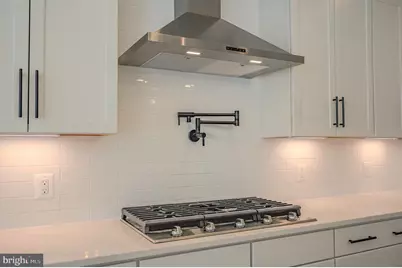 2424 Carey Lane, Vienna, VA 22181 - Photo 9