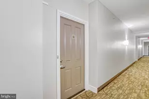 4480 Market Commons Dr, Fairfax, VA 22033 - Photo 23