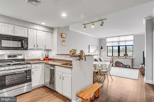 4480 Market Commons Dr, Fairfax, VA 22033 - Photo 1