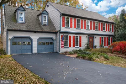 9701 Tree Hollow Court, Fairfax Station, VA 22039 - Photo 3