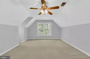 9701 Tree Hollow Ct, Fairfax Station, VA 22039 - Photo 41