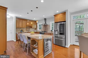 9701 Tree Hollow Ct, Fairfax Station, VA 22039 - Photo 19