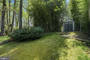 7107 Woodley Ln, Falls Church, VA 22042 - Photo 29