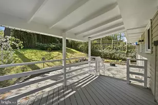 7107 Woodley Ln, Falls Church, VA 22042 - Photo 25