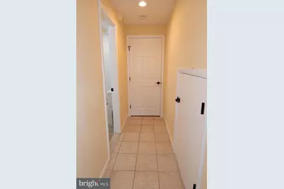 404 Talahi Road SE, Vienna, VA 22180 - Photo 3