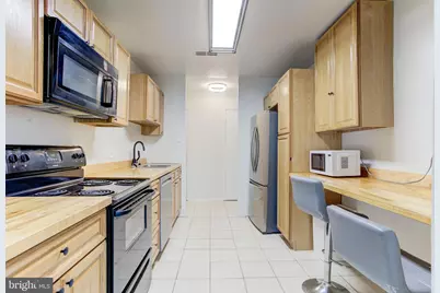 509 Florida Avenue #T4, Herndon, VA 20170 - Photo 7