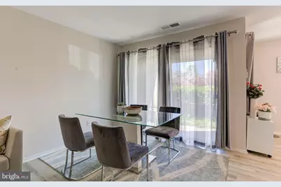 509 Florida Avenue #T4, Herndon, VA 20170 - Photo 15