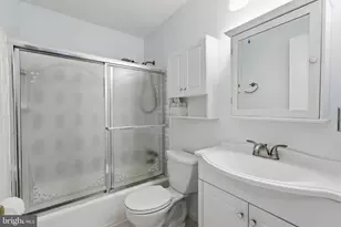 5672 Kirkham Ct, Springfield, VA 22151 - Photo 23