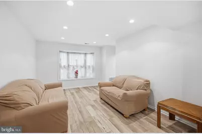 5672 Kirkham Court, Springfield, VA 22151 - Photo 7