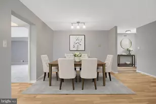 4194 Pleasant Meadow Ct, Chantilly, VA 20151 - Photo 5