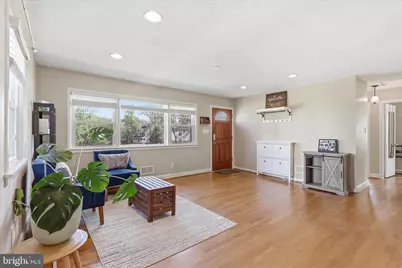 100 Tapawingo Road SE, Vienna, VA 22180 - Photo 7