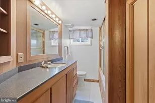 100 Tapawingo Rd SE, Vienna, VA 22180 - Photo 27