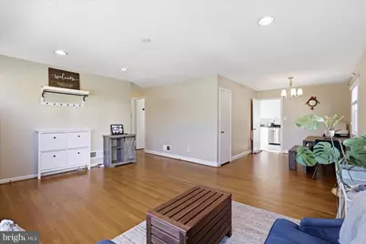 100 Tapawingo Road SE, Vienna, VA 22180 - Photo 5