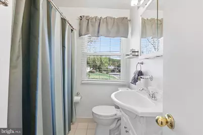 100 Tapawingo Road SE, Vienna, VA 22180 - Photo 17