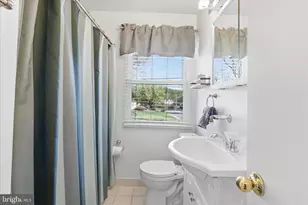 100 Tapawingo Rd SE, Vienna, VA 22180 - Photo 17