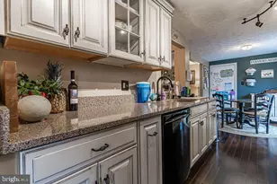 6221 Wilmington Dr, Burke, VA 22015 - Photo 13