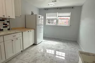 9526 Hagel Cir, Lorton, VA 22079 - Photo 5