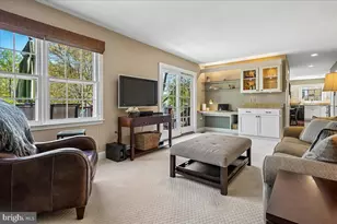 7801 Blue Jasmine Ct, Springfield, VA 22153 - Photo 19