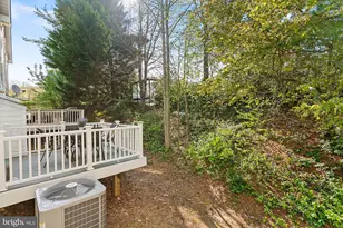 7677 Henry Knox Dr, Lorton, VA 22079 - Photo 43