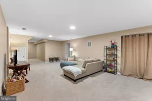 7677 Henry Knox Dr, Lorton, VA 22079 - Photo 33