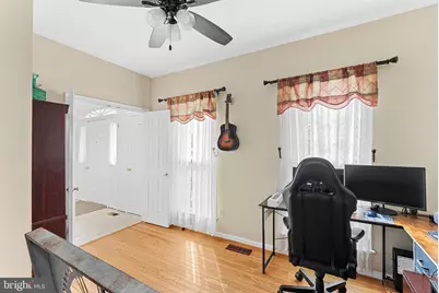 8605 Woodwren Terrace, Fairfax Station, VA 22039 - Photo 9