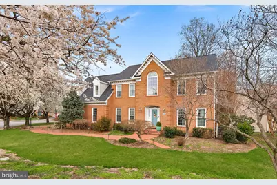 8605 Woodwren Terrace, Fairfax Station, VA 22039 - Photo 3