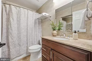 8230 Carrleigh Pkwy, Springfield, VA 22152 - Photo 17