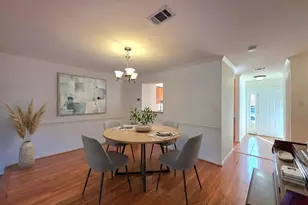 5939 Heatherwood Ct, Alexandria, VA 22310 - Photo 9