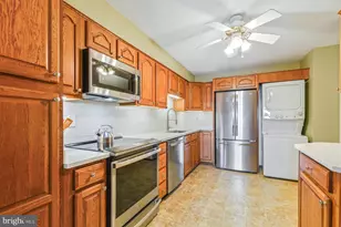 5901 Mt Eagle Dr, Alexandria, VA 22303 - Photo 15