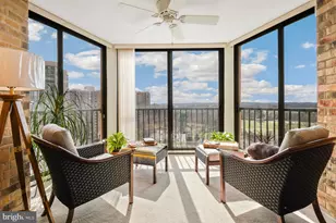 5901 Mt Eagle Dr, Alexandria, VA 22303 - Photo 5